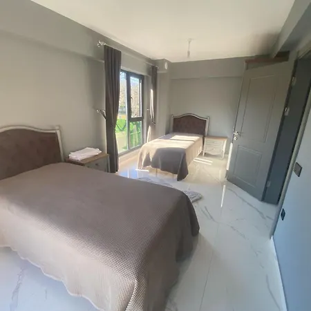 Lina Garden Villa-2
